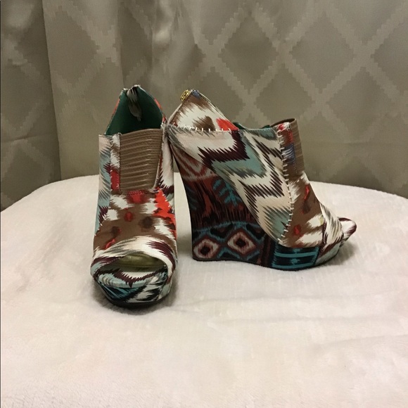 #8 Bamboo 170917 Multi Wedge Peep Toe Shoes - Picture 4 of 11